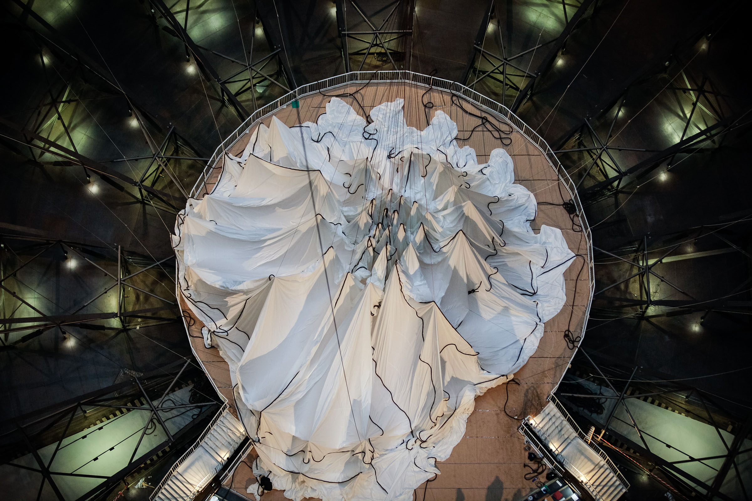 Big Air Package von Christo im Gasometer Oberhausen, Eventfotografie