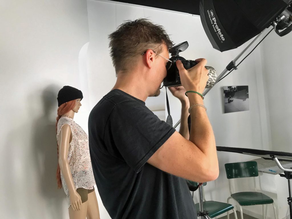 Stephen Petrat beim Fotoshooting
